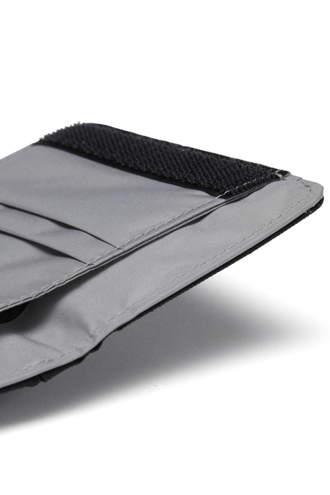 Pacsafe Men's RFIDsafe Trifold Wallet